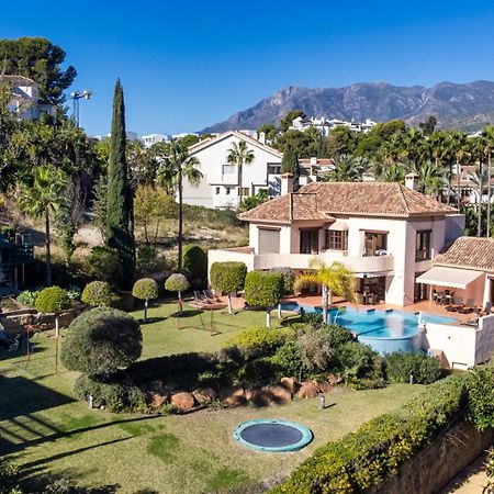 Luxury Villa Robledal By Mabiente - Views Of The Sea And The Golf Course Marbella Exteriér fotografie