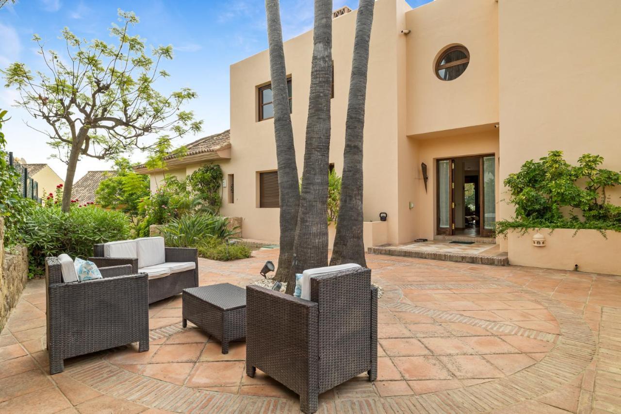 Luxury Villa Robledal By Mabiente - Views Of The Sea And The Golf Course Marbella Exteriér fotografie