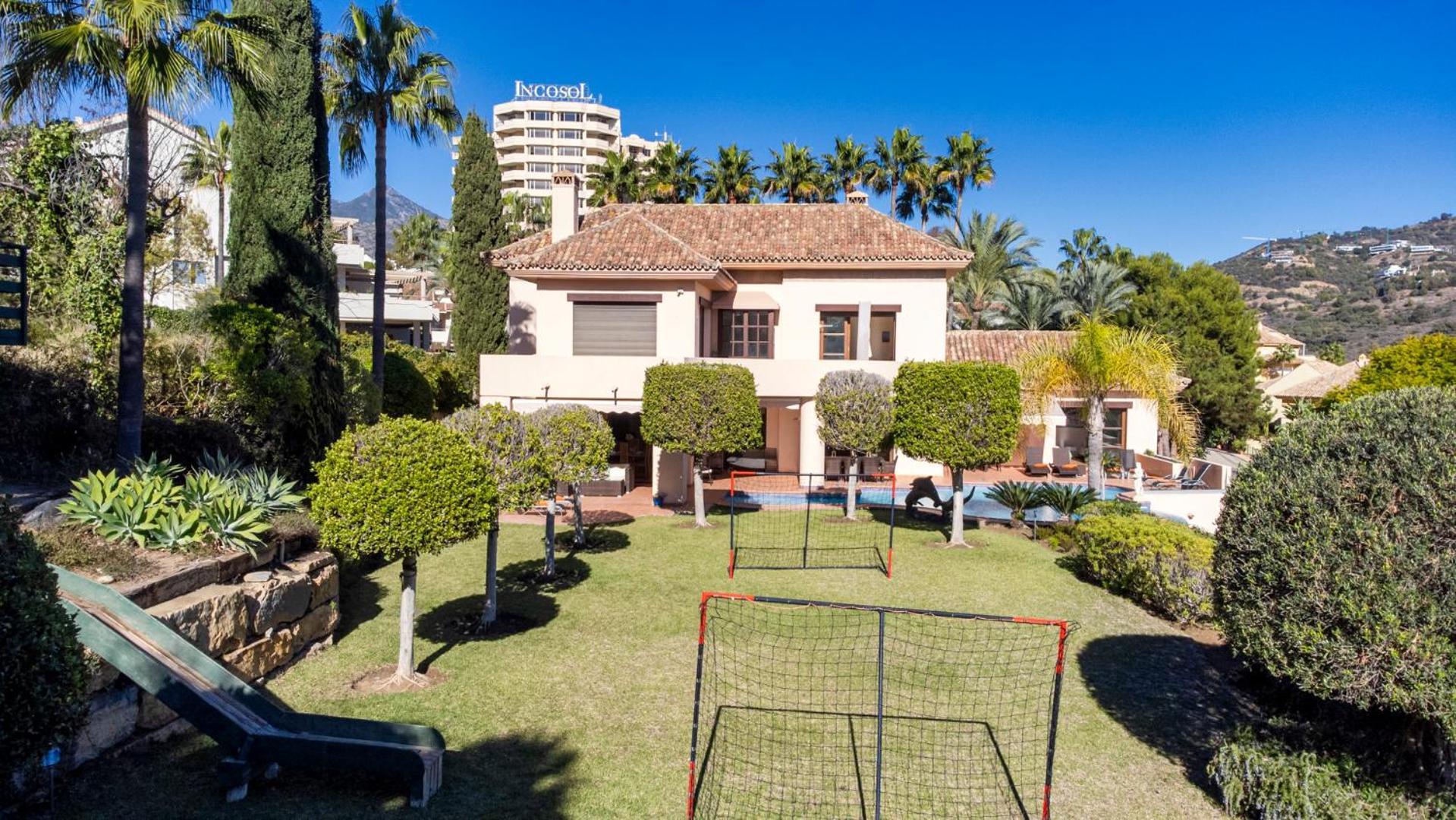 Luxury Villa Robledal By Mabiente - Views Of The Sea And The Golf Course Marbella Exteriér fotografie