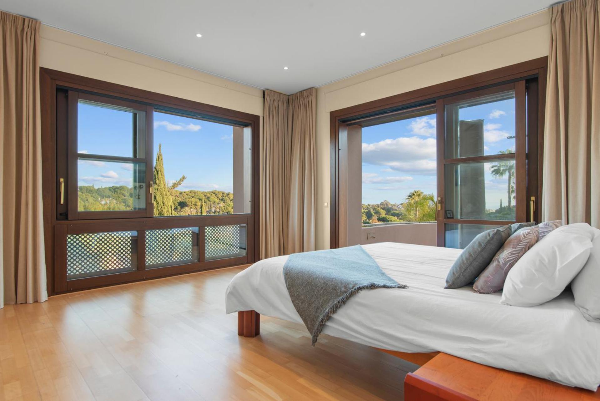 Luxury Villa Robledal By Mabiente - Views Of The Sea And The Golf Course Marbella Exteriér fotografie