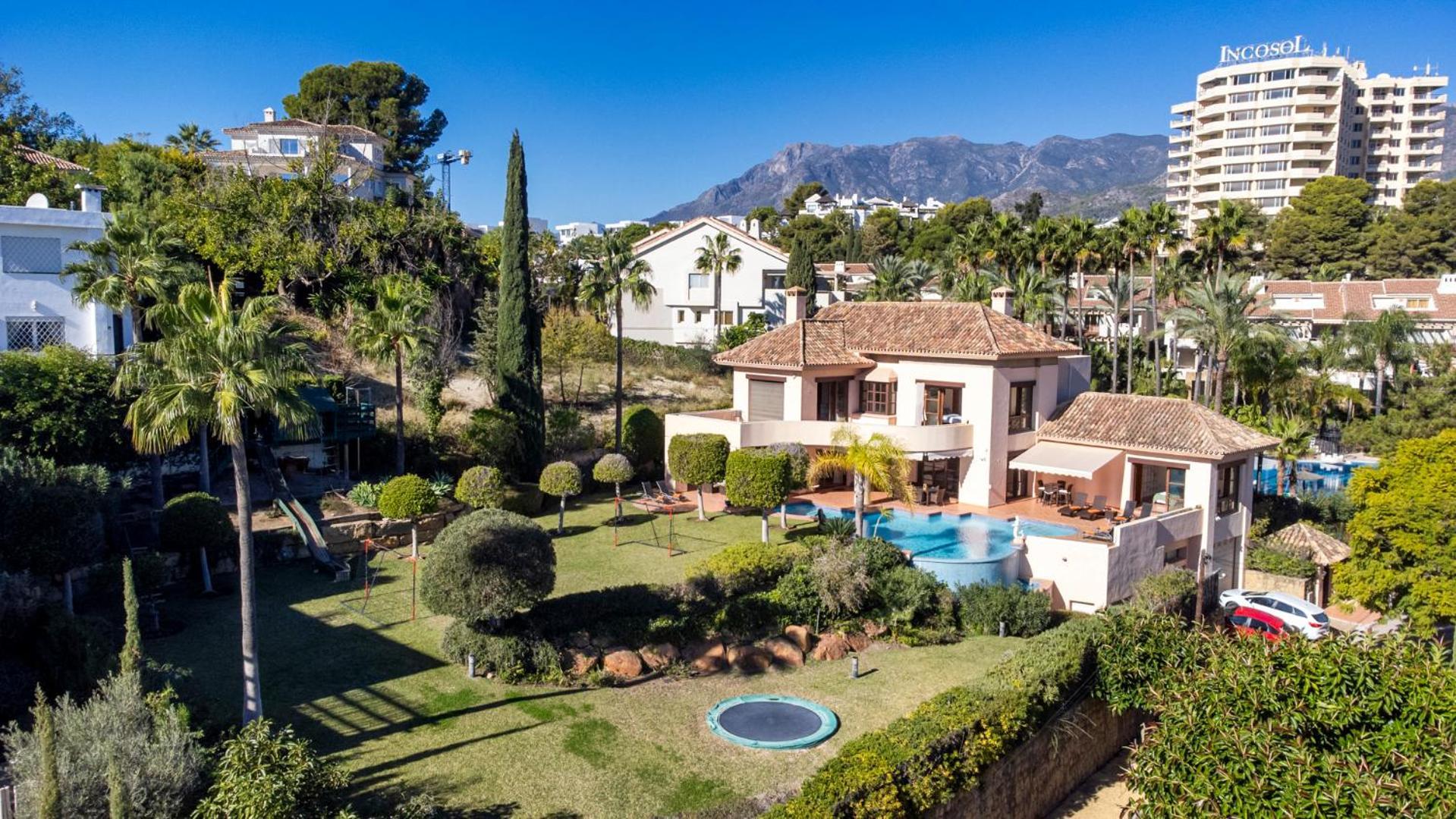 Luxury Villa Robledal By Mabiente - Views Of The Sea And The Golf Course Marbella Exteriér fotografie